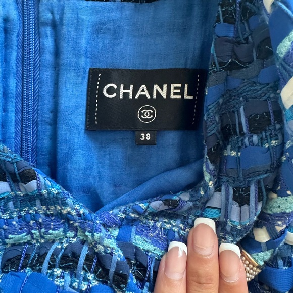 Pre-owned Chanel Greece collection muti-blue woven tweed fringes belt dress - Picture 5 of 5